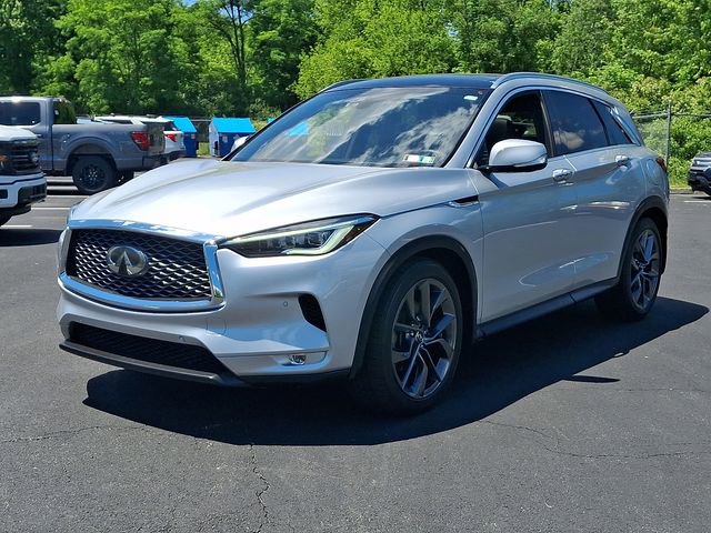 Used 2019 INFINITI QX50 Essential w/ Sensory Package AWD/4WD image 6
