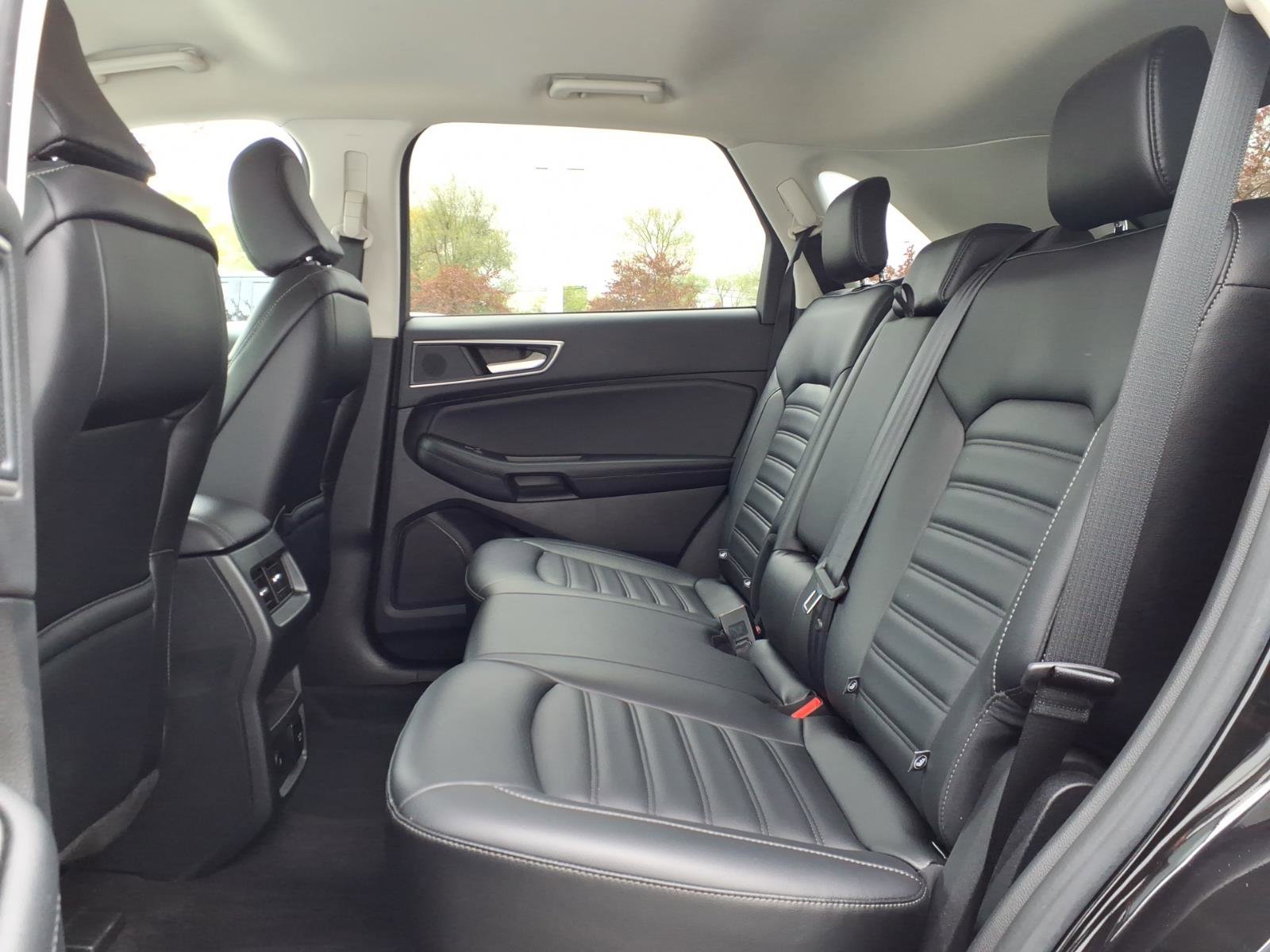 Certified 2023 Ford Edge SEL w/ Convenience Package AWD/4WD image 9