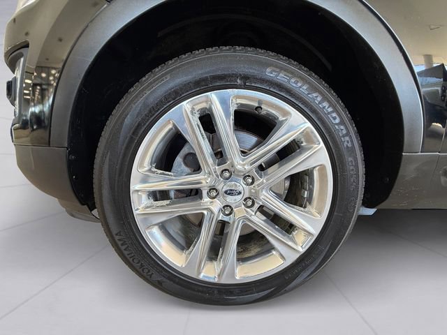 Certified 2017 Ford Explorer XLT w/ Equipment Group 201A AWD/4WD image 9