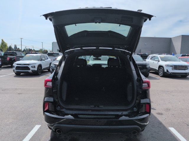 Certified 2024 Ford Escape ST-Line w/ Tech Pack #1 AWD/4WD image 18