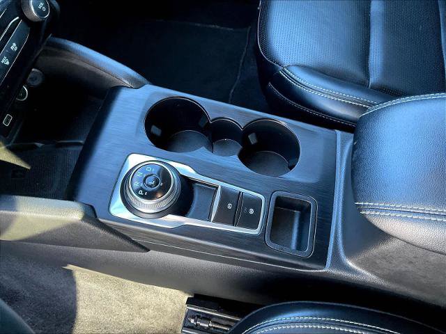 Certified 2025 Ford Escape Platinum AWD/4WD image 20