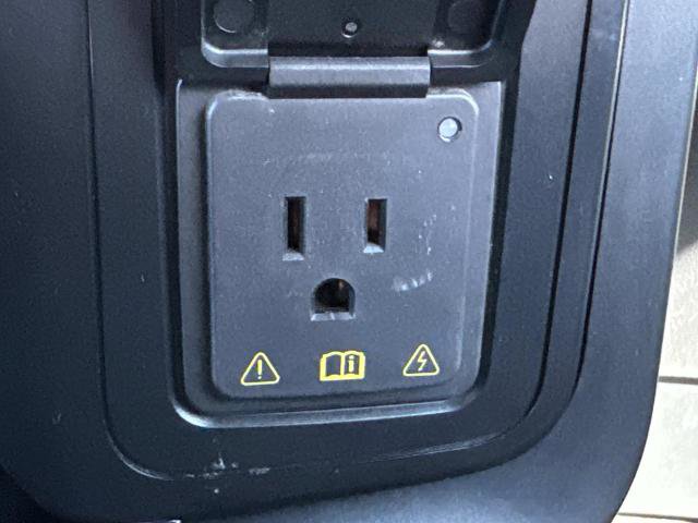 Certified 2023 Ford F150 Raptor image 23