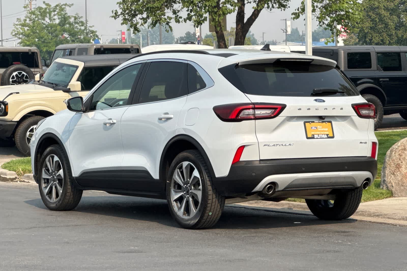 Certified 2025 Ford Escape Platinum AWD/4WD image 6
