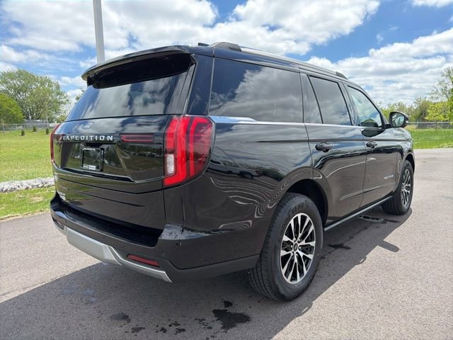 Certified 2025 Ford Expedition Platinum AWD/4WD image 8