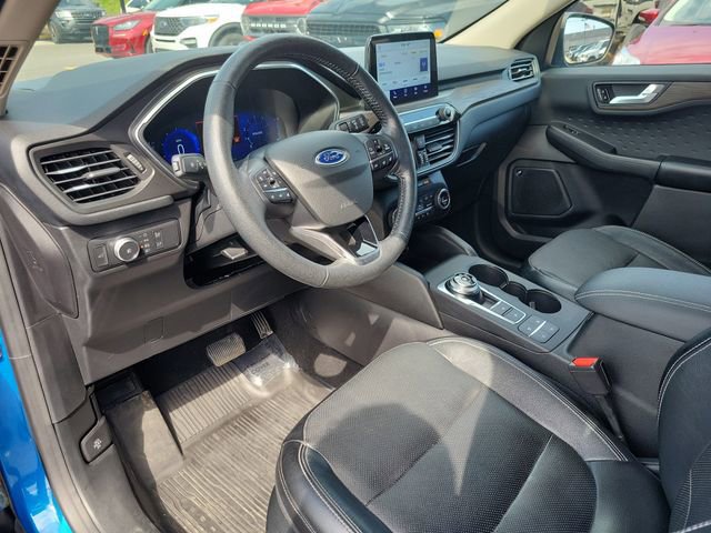 Certified 2020 Ford Escape Titanium AWD/4WD image 14