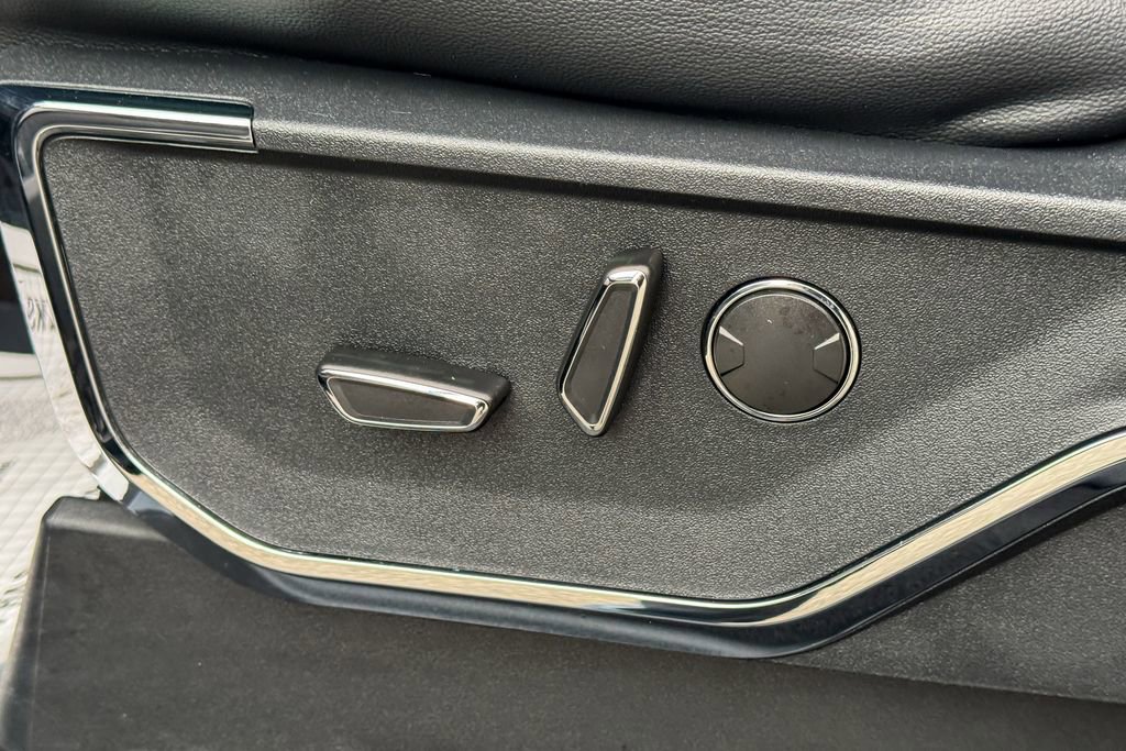 Certified 2023 Ford F150 Lariat w/ Equipment Group 502A High image 27