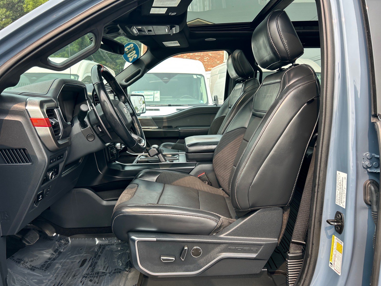 Certified 2023 Ford F150 Raptor w/ Raptor 37 Performance Package AWD/4WD image 9