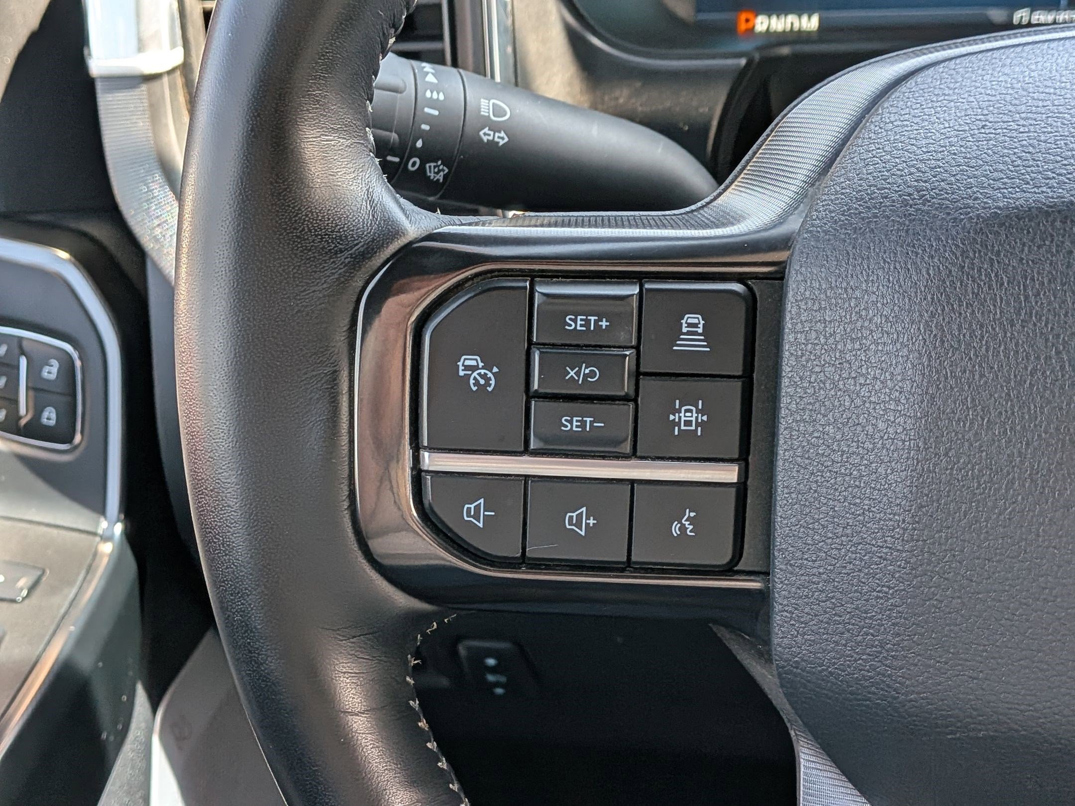 Certified 2026 Ford F350 Platinum AWD/4WD image 18