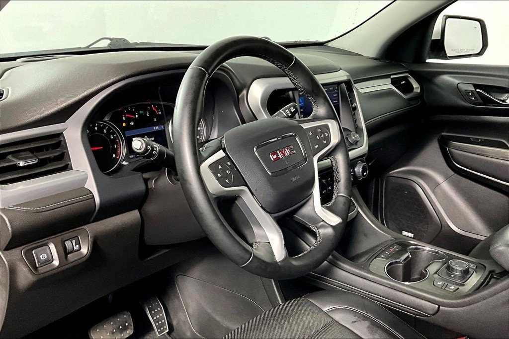 Used 2023 GMC Acadia SLT AWD/4WD image 13