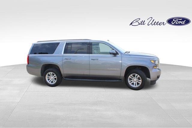 Used 2019 Chevrolet Suburban LT AWD/4WD image 4