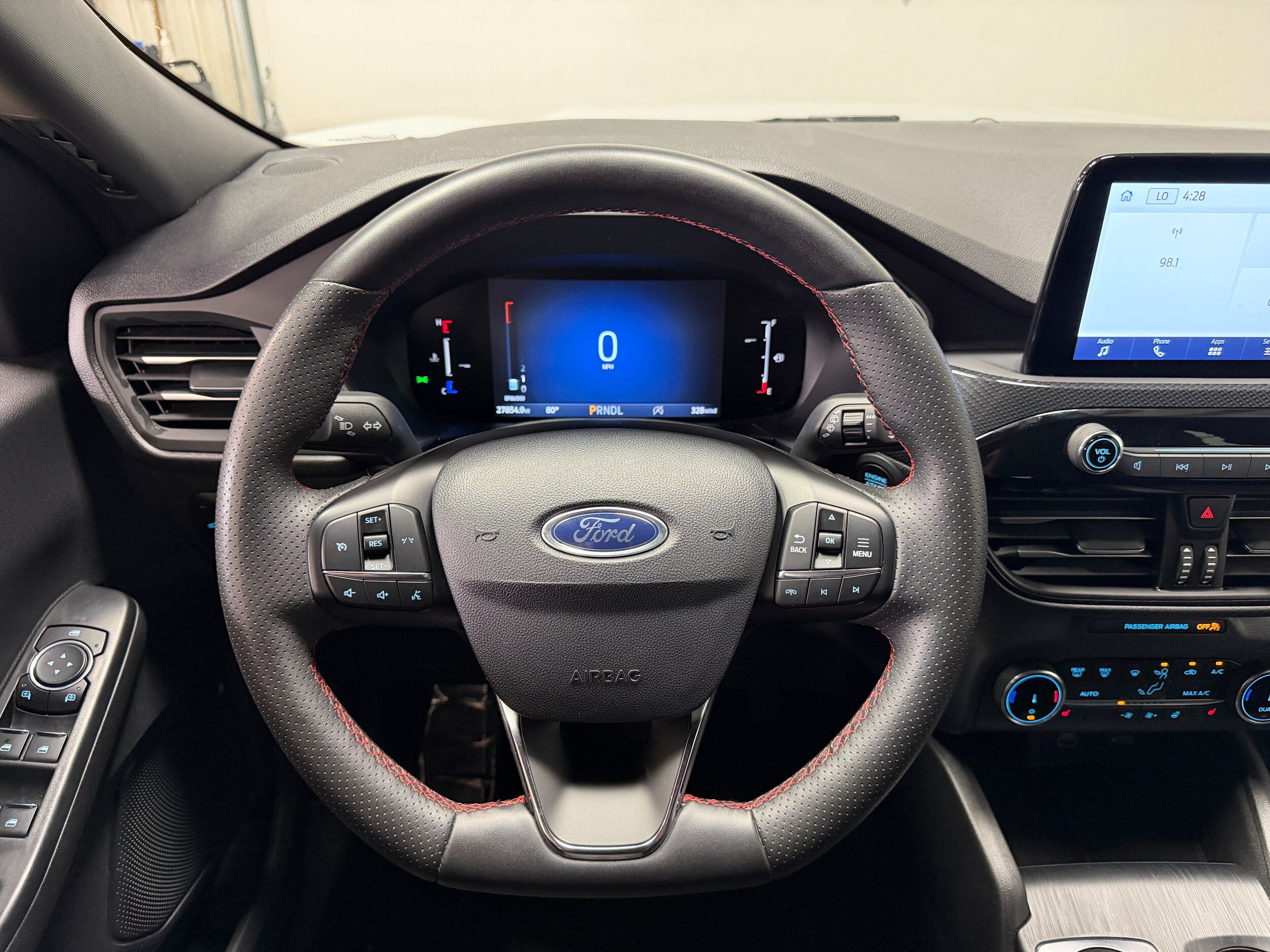 Certified 2025 Ford Escape ST-Line Select AWD/4WD image 16