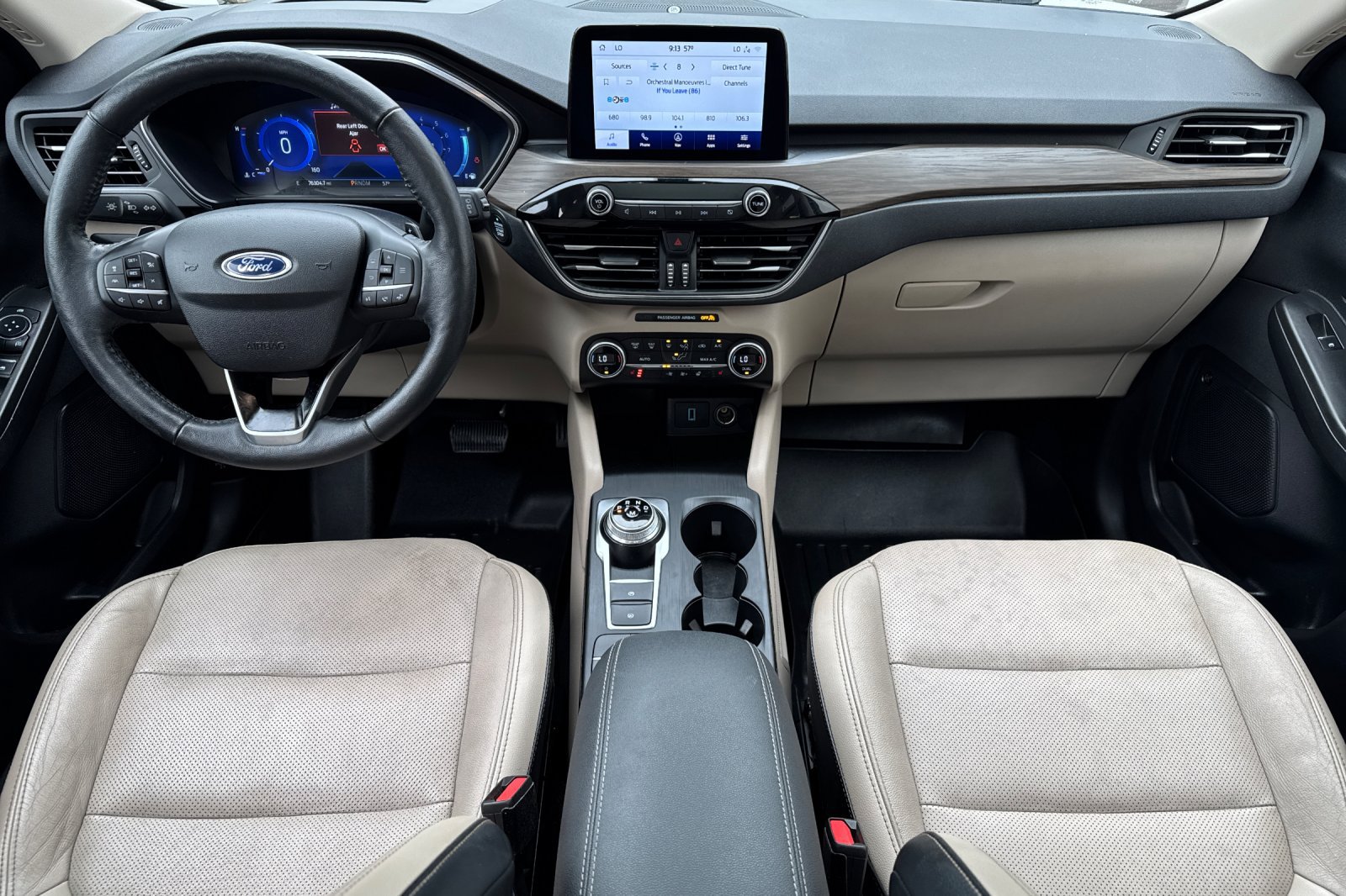Certified 2020 Ford Escape Titanium AWD/4WD image 13