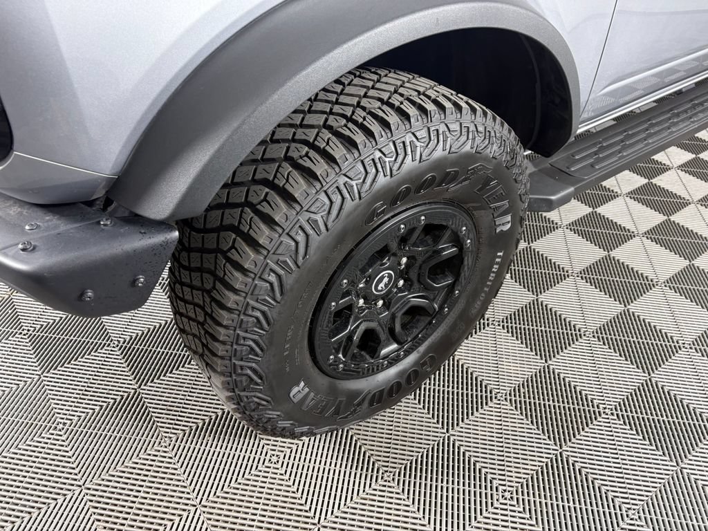 Certified 2023 Ford Bronco Wildtrak AWD/4WD image 9