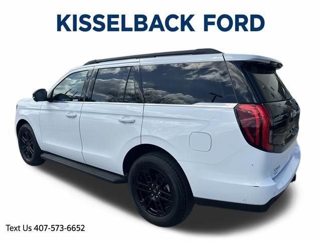 Certified 2025 Ford Expedition Active image 3