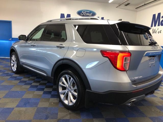 Certified 2022 Ford Explorer Platinum w/ Technology Package image 3