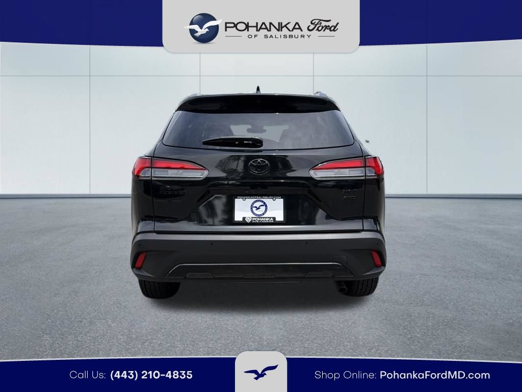 Used 2022 Toyota Corolla Cross XLE AWD/4WD image 6