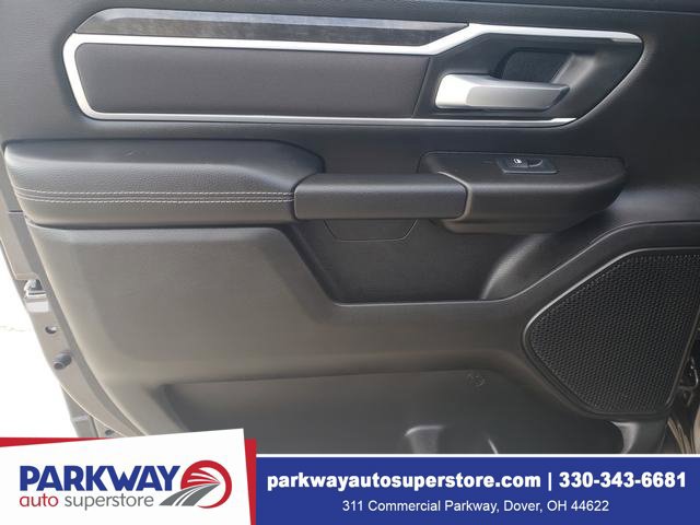 Used 2023 RAM 1500 Big Horn AWD/4WD image 16