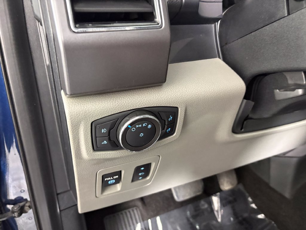 Certified 2019 Ford F150 XLT w/ Equipment Group 302A Luxury AWD/4WD image 14