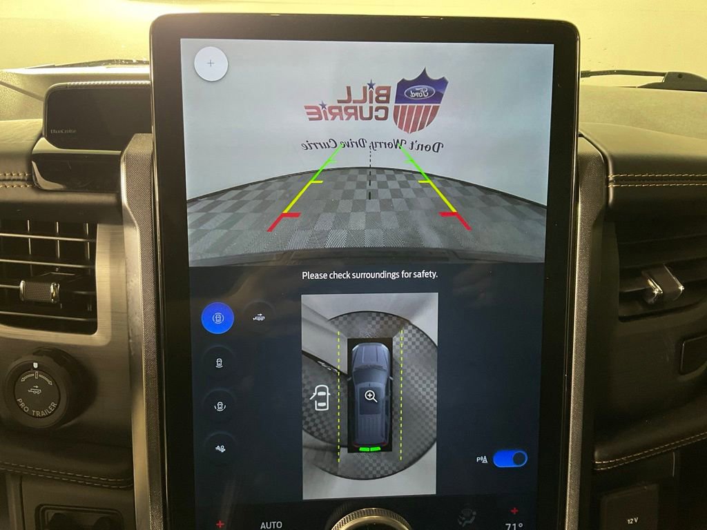 Certified 2024 Ford Expedition Platinum image 23