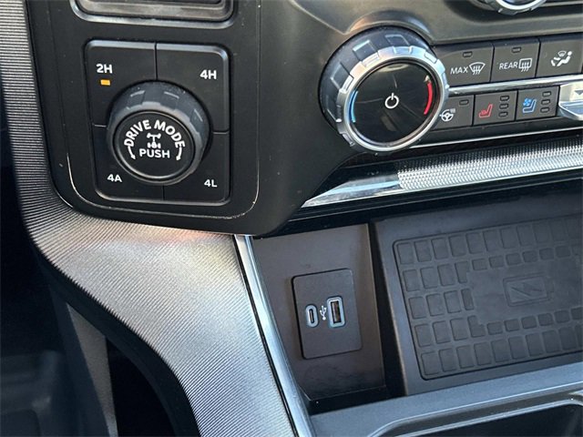 Certified 2022 Ford F150 Platinum w/ Equipment Group 701A High image 35