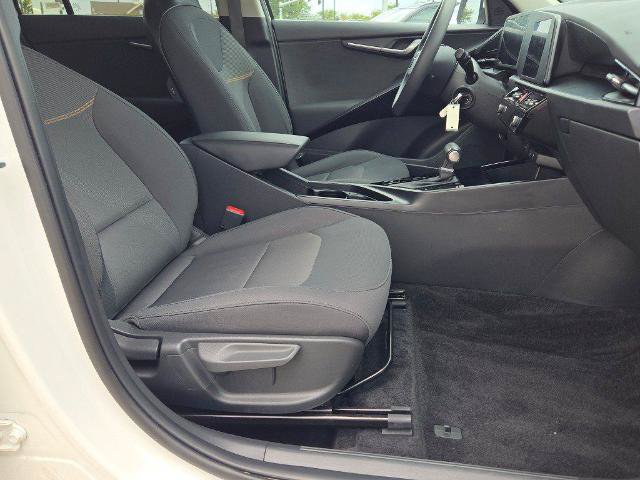 Used 2025 MAZDA CX-50 AWD 2.5 S w/ Premium Package image 4