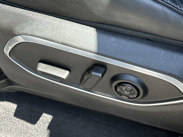 Used 2022 Jeep Wagoneer Series III w/ Rear Seat Video Group 1 image 29