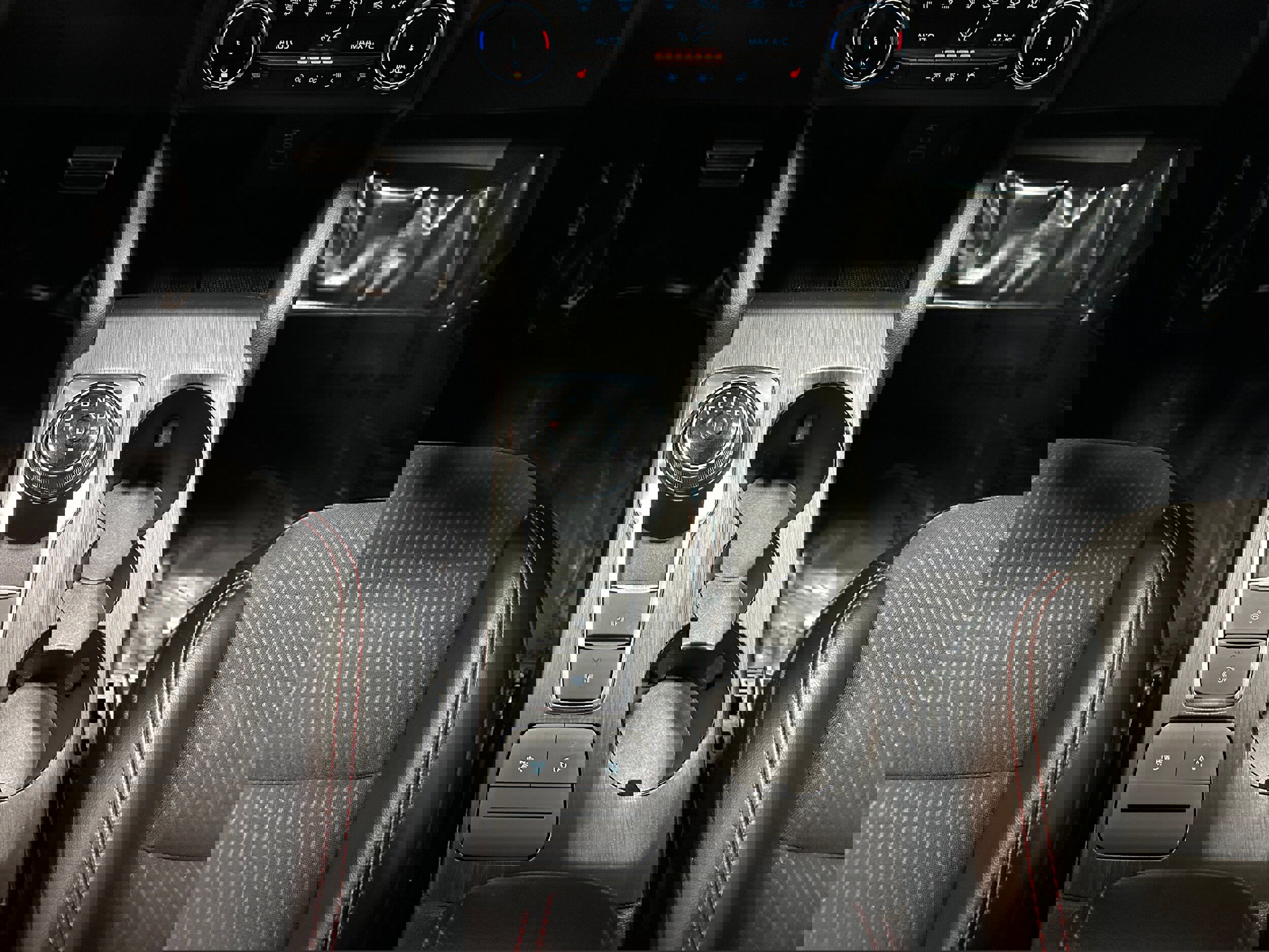 Certified 2024 Ford Escape ST-Line image 26