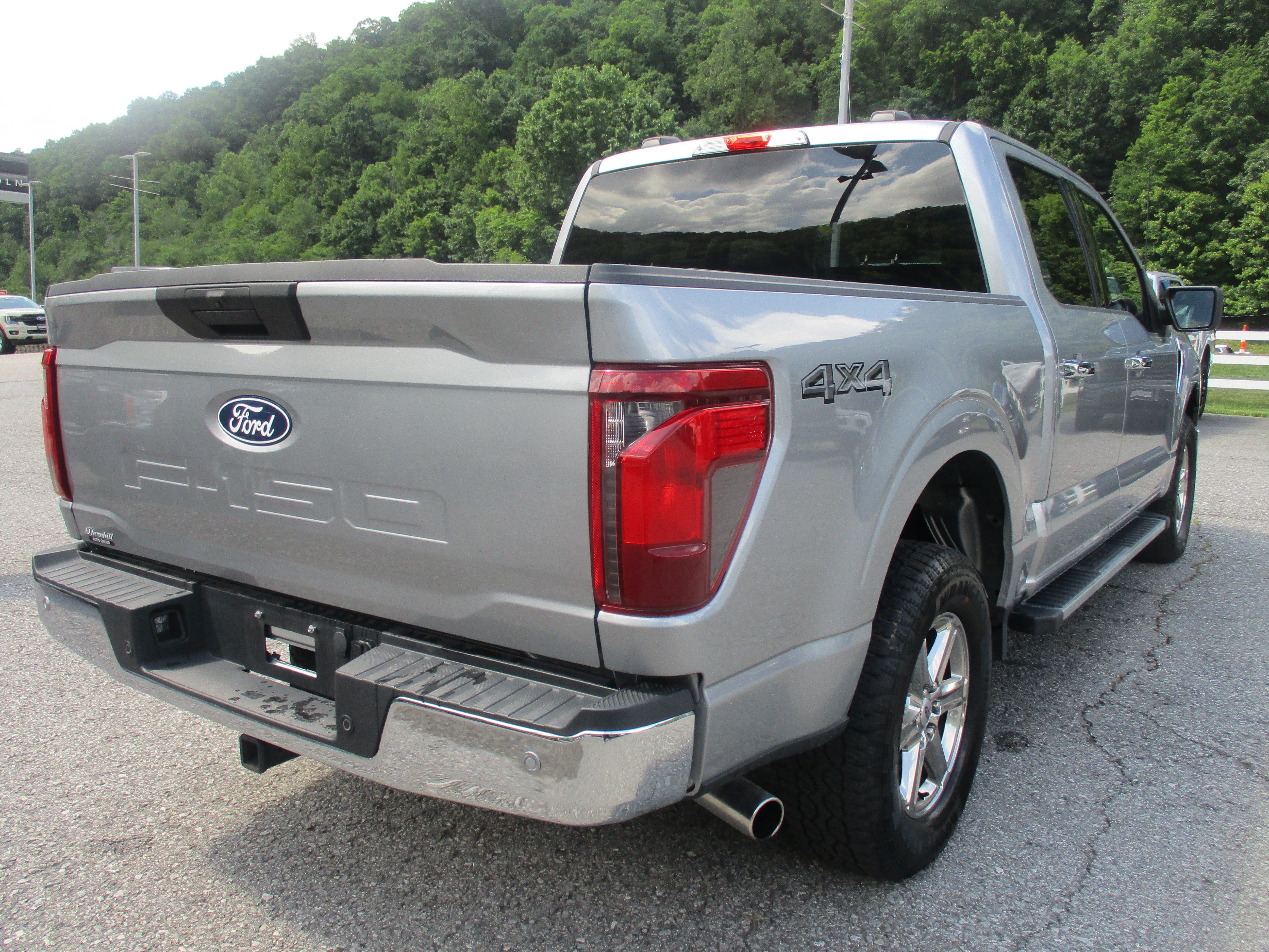 Certified 2025 Ford F150 XLT w/ Equipment Group 301A Standard AWD/4WD image 4
