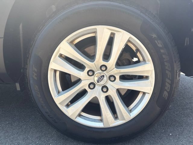Certified 2019 Ford Explorer XLT AWD/4WD image 8