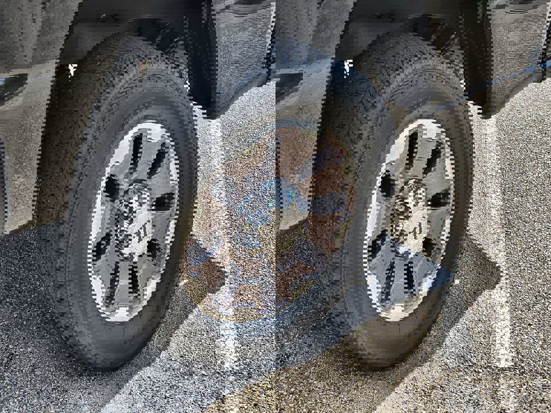 Certified 2024 Ford F350 King Ranch w/ FX4 Off-Road Package image 10