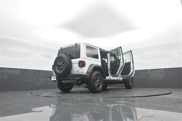 Used 2024 Jeep Wrangler Sport S image 44