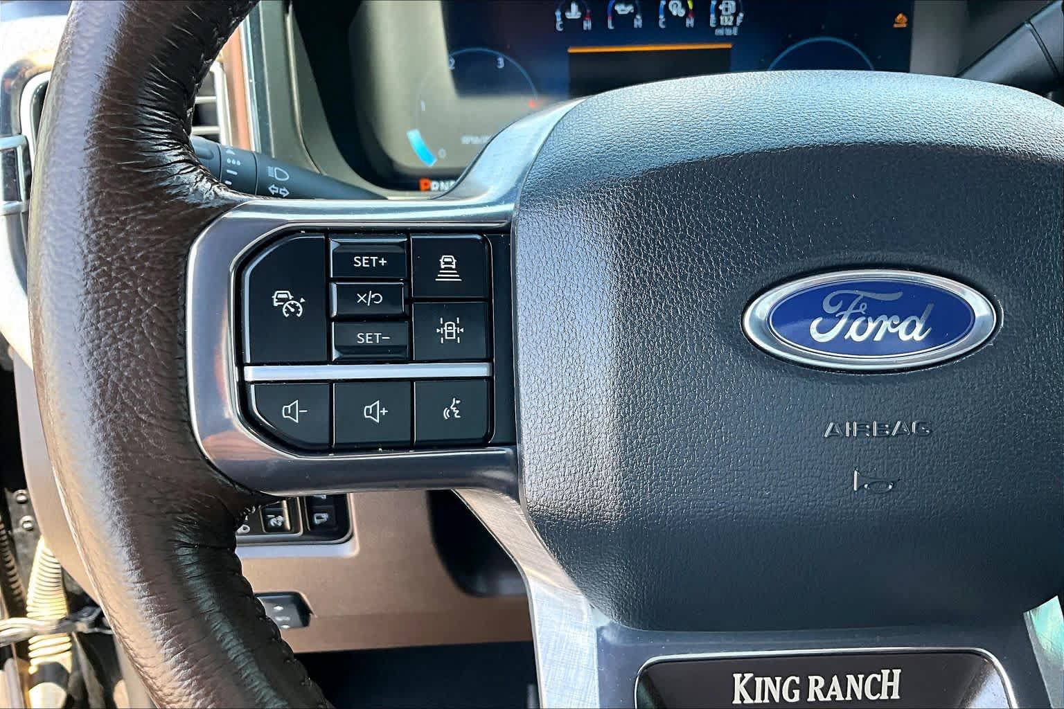 Certified 2025 Ford F350 King Ranch AWD/4WD image 22