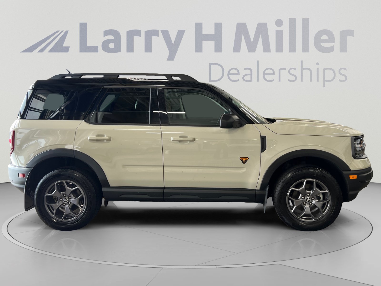 Certified 2024 Ford Bronco Sport Badlands w/ Premium Package AWD/4WD image 6