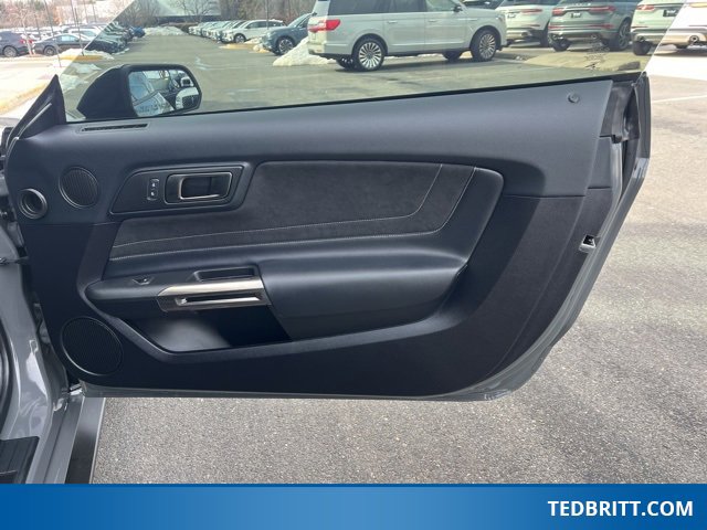 Certified 2018 Ford Mustang Shelby GT350 w/ Electronics Package image 18