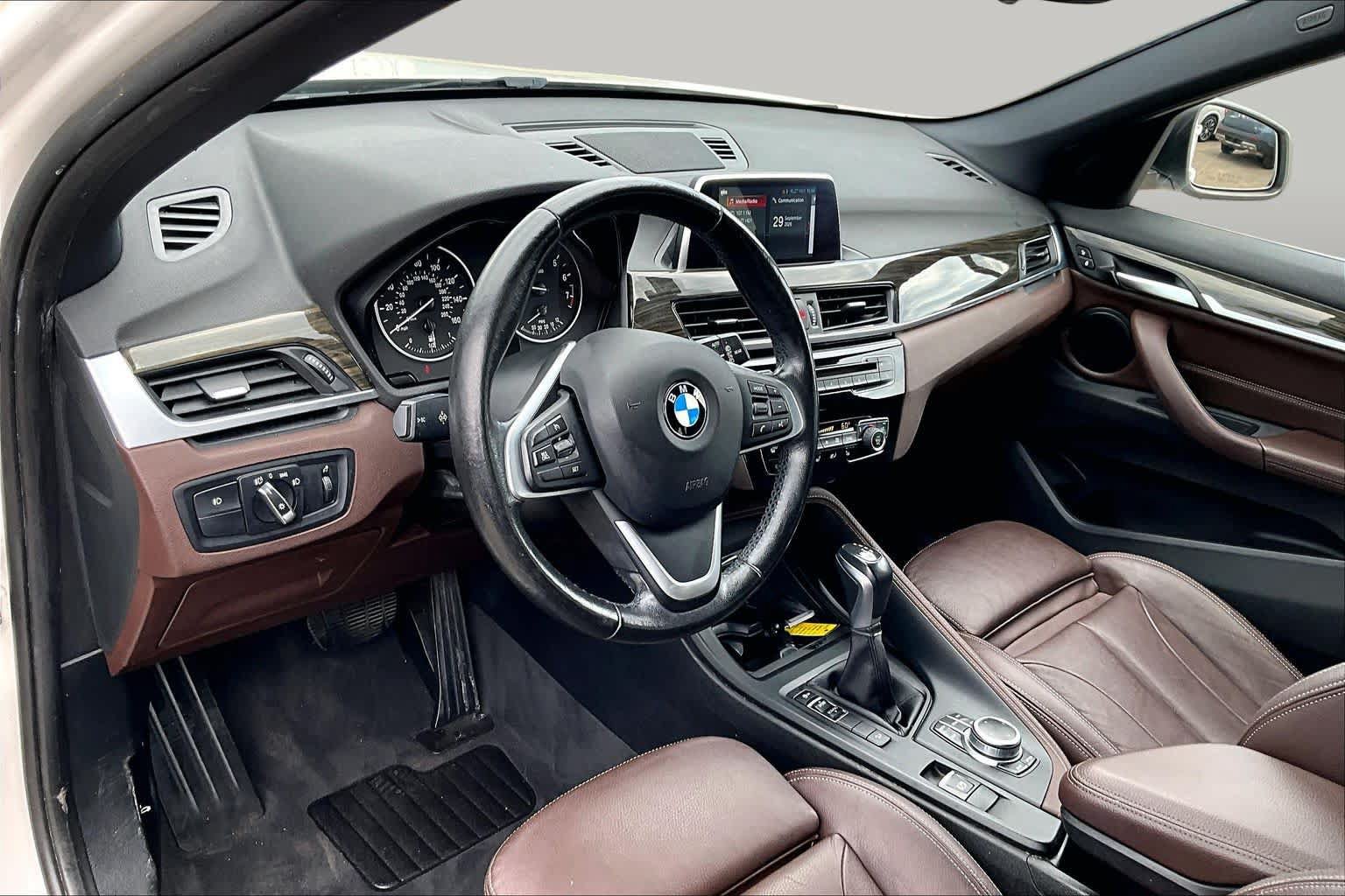 Used 2018 BMW X1 xDrive28i AWD/4WD image 18
