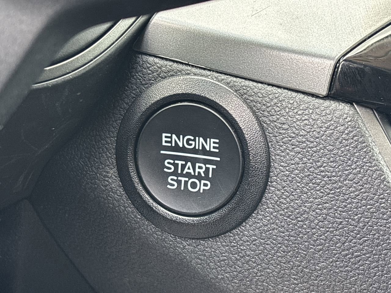 Certified 2024 Ford Escape Active FWD image 35