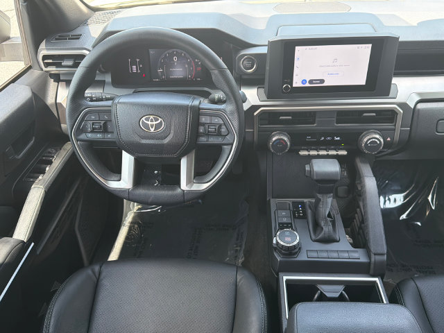 Used 2025 Toyota 4Runner SR5 AWD/4WD image 24