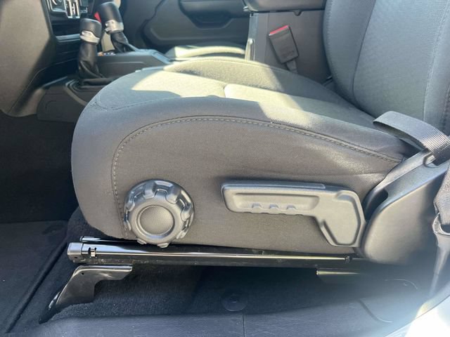 Used 2021 Jeep Wrangler Unlimited Sport AWD/4WD image 21