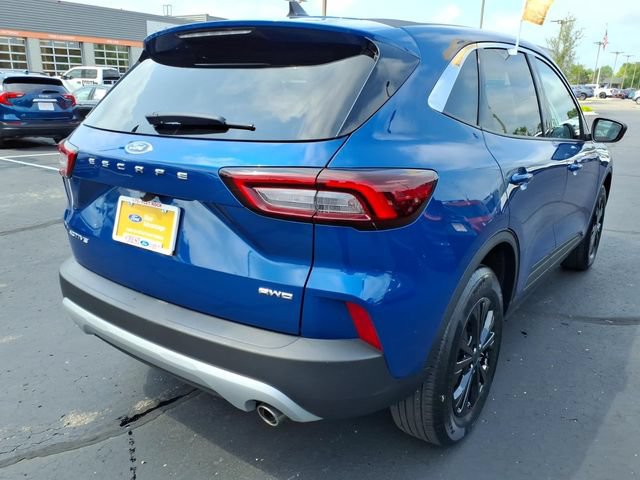 Certified 2023 Ford Escape Active AWD/4WD image 6