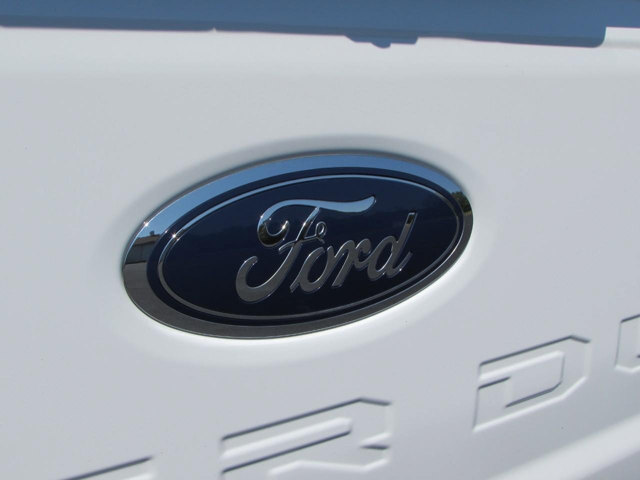 Certified 2024 Ford F250 XLT w/ FX4 Off-Road Package AWD/4WD image 35