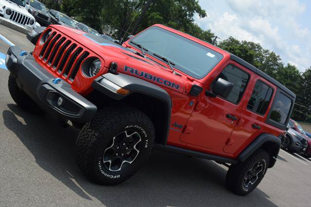 Used 2023 Jeep Wrangler Unlimited Rubicon 4xe w/ Cold Weather Group AWD/4WD image 3