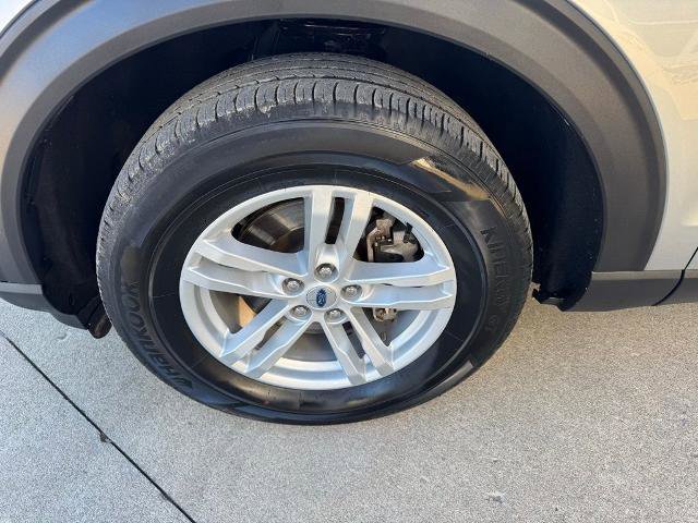 Certified 2023 Ford Explorer XLT w/ Equipment Group 202A image 8