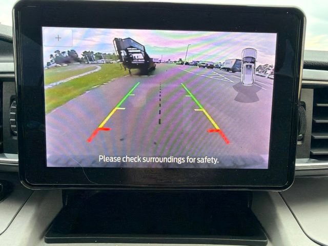 Certified 2023 Ford Explorer XLT w/ Equipment Group 202A AWD/4WD image 31