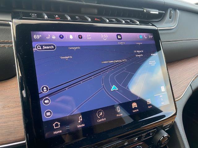 Used 2024 Jeep Grand Cherokee Summit image 20