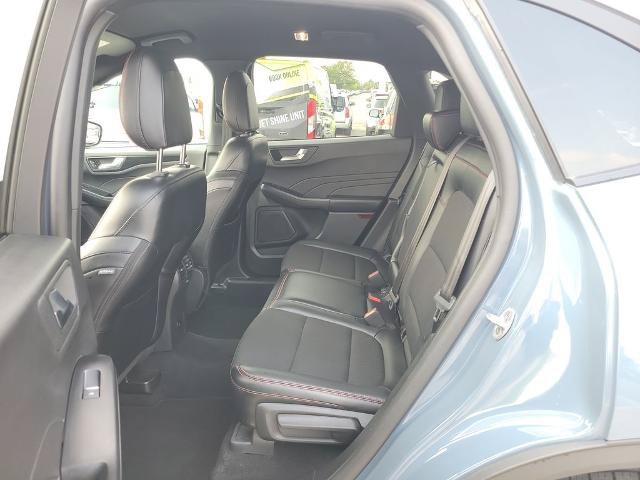 Certified 2025 Ford Escape ST-Line Select AWD/4WD image 9