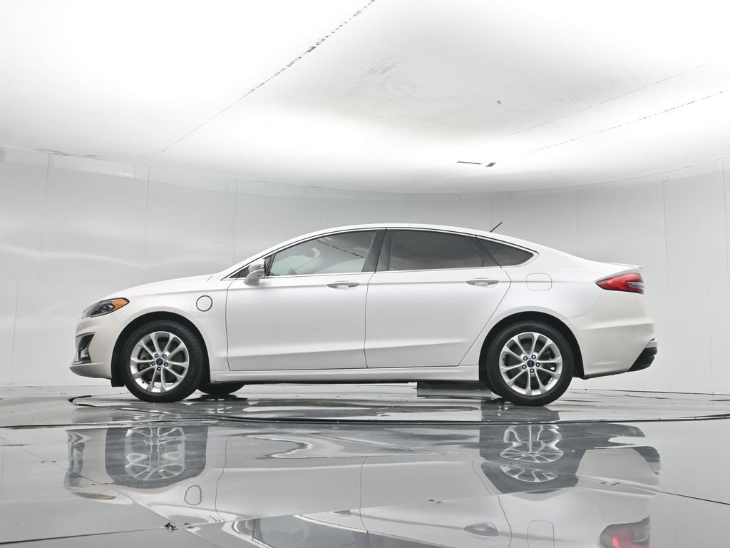Certified 2019 Ford Fusion Energi Titanium FWD image 8