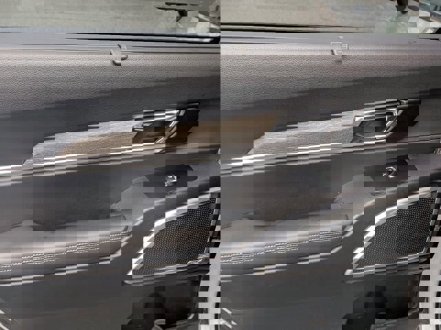 Used 2022 Kia Telluride EX w/ EX Premium Package image 28