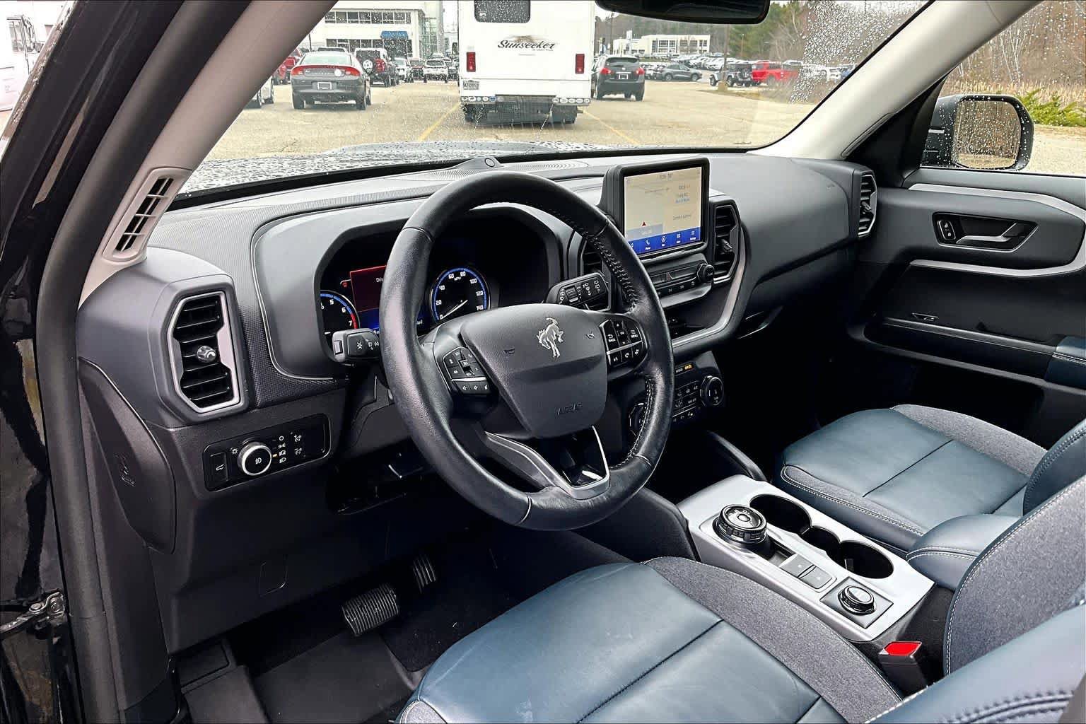 Certified 2023 Ford Bronco Sport Outer Banks w/ Tech Package AWD/4WD image 18