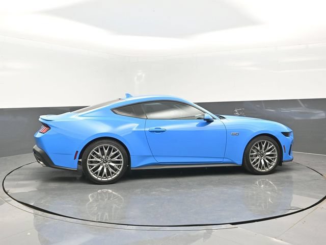 Certified 2025 Ford Mustang GT Premium RWD image 3