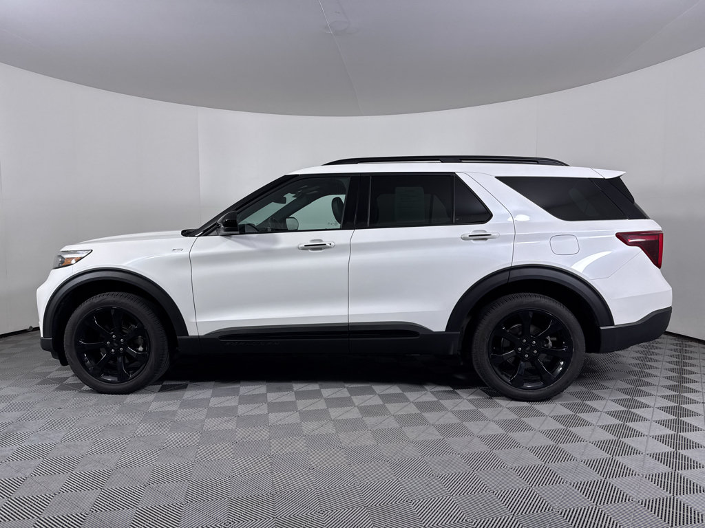 Certified 2024 Ford Explorer ST-Line w/ Class IV Trailer Tow Package AWD/4WD image 11